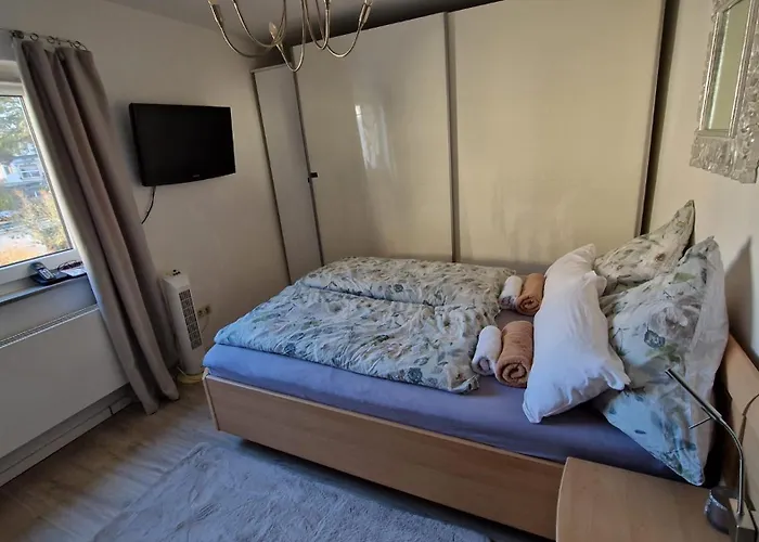 Haus Mit Garten, 20 Min. Zum Dom&messe Apartmán *