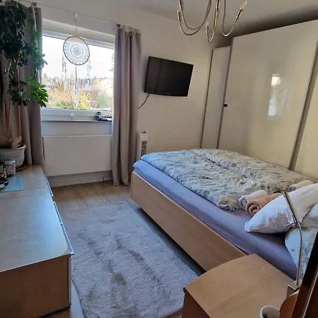 Haus Mit Garten, 20 Min. Zum Dom&messe Cologne