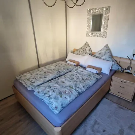 Appartement Haus Mit Garten, 20 Min. Zum Dom&messe *