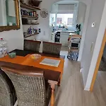 Апартаменты Haus Mit Garten, 20 Min. Zum Dom&messe Кёльн